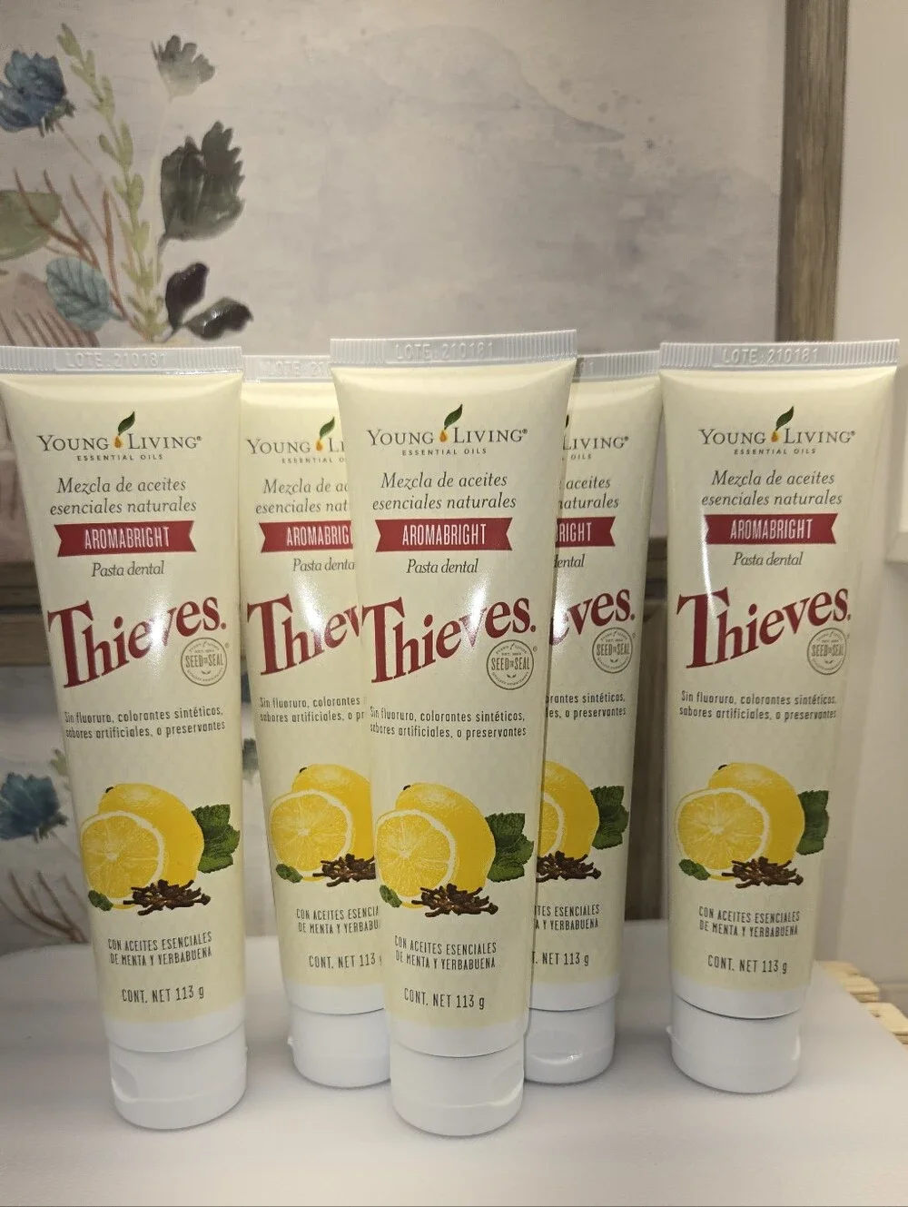 5 Young Living Thieves Aromabright Lemon Toothpaste Labeled In Spanish